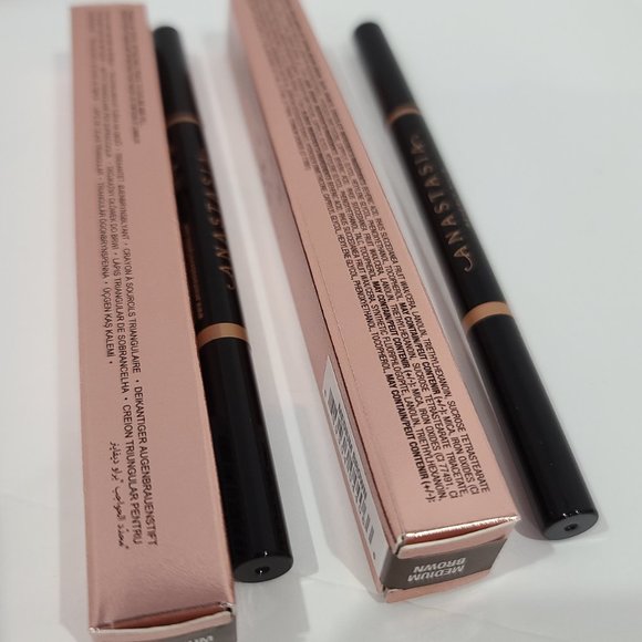 41% SALE 💛2 Anastasia  MEDIUM BROWN Brow Definer Triangular Brow Pencils ✨BNIBs - Picture 8 of 10